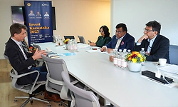 Davos Summit: 2ನೇ ದಿನ ರೆನ್ಯೂ ಪವರ್, ಝೈಲಂ, ಆಕ್ಟೋಪಸ್ ಎನರ್ಜಿ ಜತೆ ಮಾತುಕತೆ