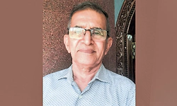 Moodbidri: ಮೊಬೈಲ್‌ನಿಂದ ಪುಸ್ತಕದ ಕಡೆಗೆ ಮನಸು ತಿರುಗಬೇಕಿದೆ