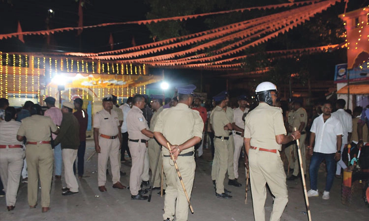 ಬಾಗಲಕೋಟೆ: ಶಿವಾಜಿ ಜಯಂತಿ ಮೆರವಣಿಗೆ ಮೇಲೆ ಮಸೀದಿಯಿಂದ ಕಲ್ಲು ತೂರಾಟ