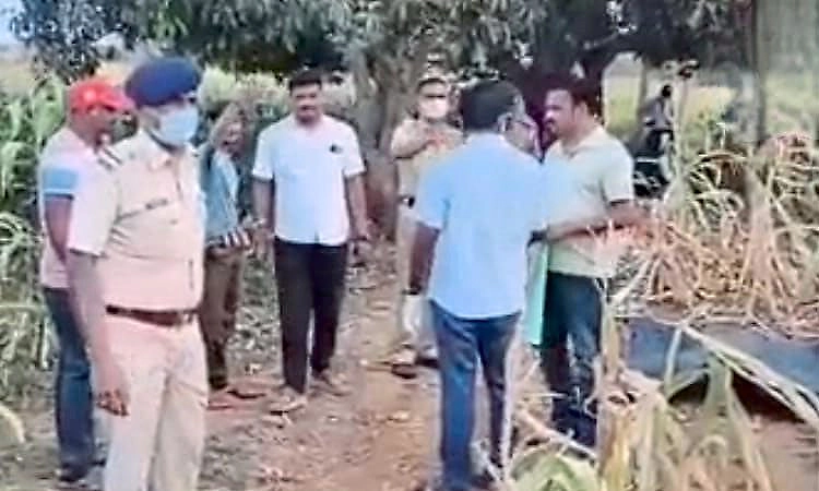 ಕಿತ್ತೂರು: ಜೋಳದ ಹೊಲದಲ್ಲಿ ವ್ಯಕ್ತಿಯ ಶವ ಪತ್ತೆ; ಕೊಲೆ ಶೆಂಕೆ