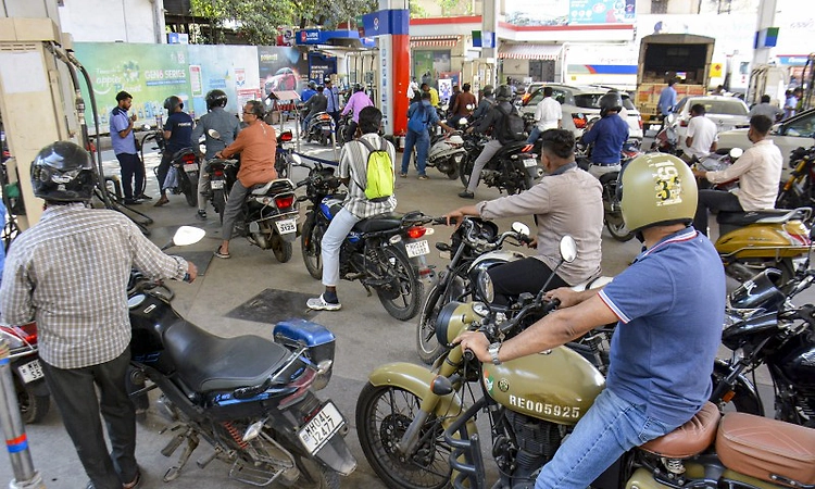 War Effect: Premium petrol price hiked by Rs 2 per litre