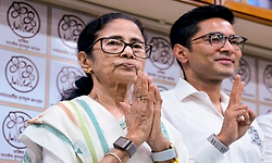 ಜನಗಣತಿ, ಎನ್‌ಆರ್‌ಸಿ ಹೆಸರಲ್ಲಿ ಪೌರತ್ವ ಕಸಿಯುವ ಹುನ್ನಾರ: ಮಮತಾ ಬ್ಯಾನರ್ಜಿ ಆರೋಪ