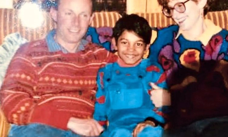 ಐದನೇ ವಯಸ್ಸಿನಲ್ಲಿ ನಾಪತ್ತೆಯಾದ ಹುಡುಗ ಬರೋಬ್ಬರಿ 25 ವರ್ಷಗಳ ಬಳಿಕ ಮರಳಿದ ಕಥೆ...