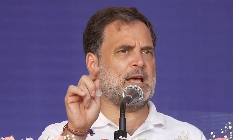 ನಿತೀಶ್‌ಕುಮಾರ್‌ ಒತ್ತಡಕ್ಕೆ ಸಿಲುಕಿ ಮುಖ್ಯಮಂತ್ರಿ ಪಟ್ಟ ಬಿಟ್ಟುಕೊಟ್ಟರು: ರಾಹುಲ್‌