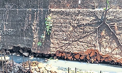 ಮಾಲೆಮಾರ್‌: ಕಾಂಕ್ರೀಟ್‌ ರಸ್ತೆ ಕುಸಿತದ ಭೀತಿ