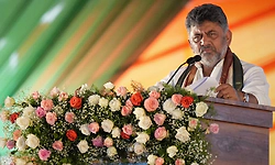 ಕೊಟ್ಟ ಕುದುರೆ ಏರಲು ಆಗದ ಎಚ್‌.ಡಿ.ಕುಮಾರಸ್ವಾಮಿ: ಡಿ.ಕೆ.ಶಿವಕುಮಾರ್‌ ವ್ಯಂಗ್ಯ