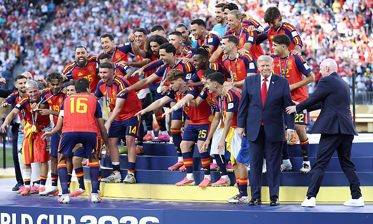 Viral: Donald Trump stays on podium during Spain's World Cup celebrations, FIFA chief intervenes