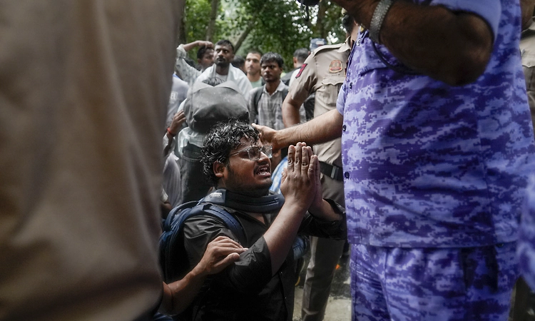Protest continues as CJP reclaims Jantar Mantar; security tightened in Delhi