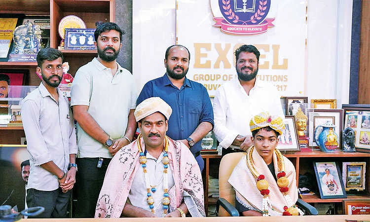 ಗುರುವಾಯನಕೆರೆ ಎಕ್ಸೆಲ್‌ ಕಾಲೇಜು: ನೀಟ್‌ ಅಗ್ರಸ್ಥಾನಿ ಮೌರ್ಯ ಅವರಿಗೆ ಸಮ್ಮಾನ