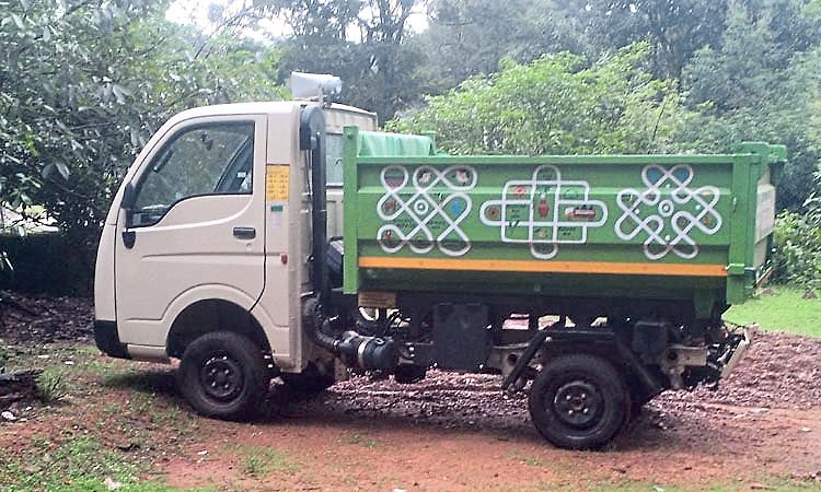 Bengaluru: ಕಸ ಸಂಗ್ರಹಣೆ ವಾಹನದ ಮೂಲಕ ಎಸ್‌ಐಆರ್‌ ಬಗ್ಗೆ ಪ್ರಚಾರ