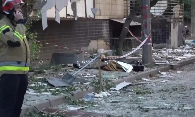 Russian missile barrage kills at least 6 in Kyiv, injures 33