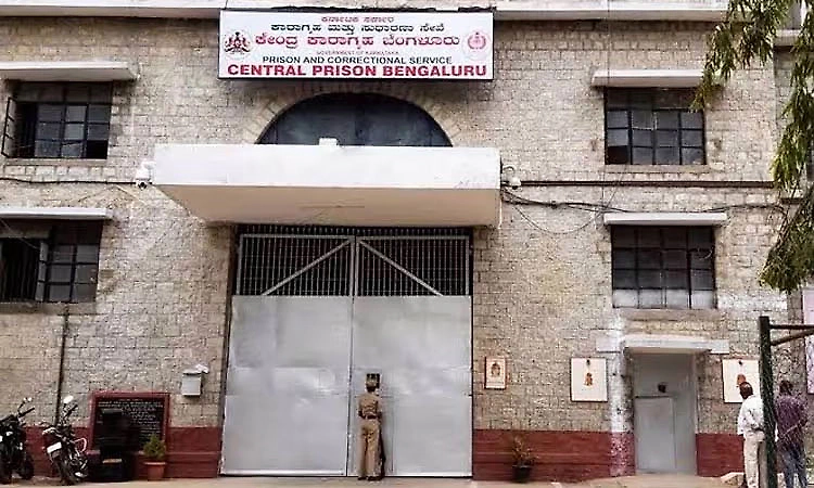 Bengaluru: Two more prison staff suspended over Prajwal Revanna mobile phone case