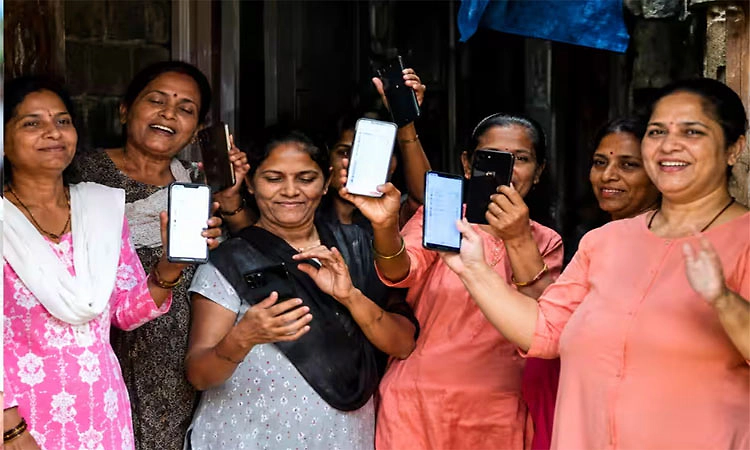 Mumbai: ಮುಖ್ಯಮಂತ್ರಿ ಮಾಝಿ ಲಡ್ಕಿ ಬಹಿನ್ ಯೋಜನೆ ಫಲಾನುಭವಿಗಳ ಸಂಖ್ಯೆ 92 ಲಕ್ಷ  ಇಳಿಕೆ