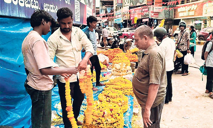 Ayudha Puja today, Vijayadashami tomorrow; preparations in full swing