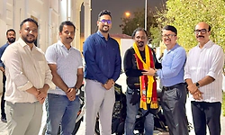 ವಿಶ್ವ ಮೋಟಾರ್‌ ಸೈಕಲ್‌ ಯಾತ್ರಿಕ ಗೈಬ್ರಿಯಲ್‌ ಶರತ್‌ ರನ್ನು ಗೌರವಿಸಿದ ಕರ್ನಾಟಕ ಸಂಘ ಕತಾರ್‌