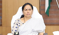 ರಾಜ್ಯದಲ್ಲಿರುವುದು ಬ್ಲ್ಯಾಕ್‌ಮೇಲ್ ಸರ್ಕಾರ: ಕೇಂದ್ರ ಸಚಿವೆ ಶೋಭಾ