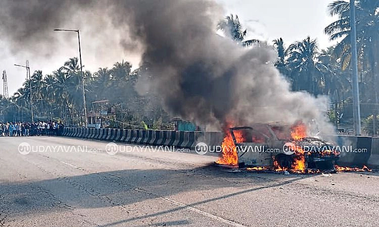 Uppunda: ಚಲಿಸುತ್ತಿದ್ದ ಕಾರು ಬೆಂಕಿಗಾಹುತಿ; ಪ್ರಯಾಣಿಕರು ಅಪಾಯದಿಂದ ಪಾರು