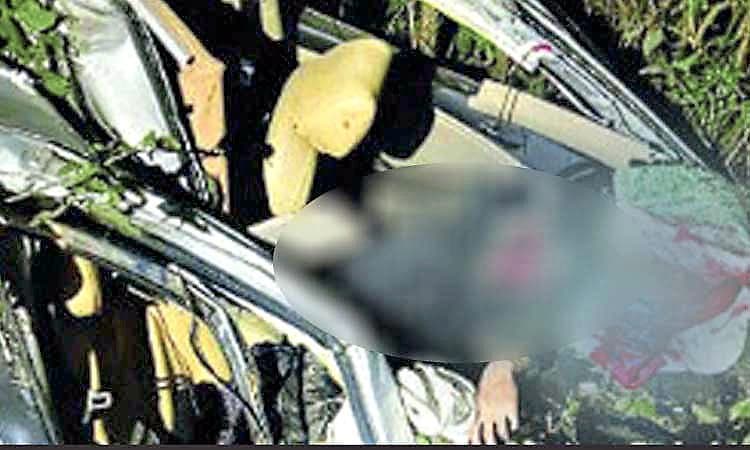 Road mishap: ನಿಯಂತ್ರಣ ತಪ್ಪಿ ಮೋರಿಗೆ ಬಿದ್ದ ಕಾರು... ಇಬ್ಬರು ಮೃತ್ಯು, ಓರ್ವನಿಗೆ ಗಾಯ