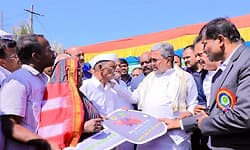 ಭೂಮಿ ಜೀವದ ತೊಟ್ಟಿಲು, ಅದನ್ನು ಬಂಜೆ ಮಾಡಬಾರದು: ರೈತರಿಗೆ ಸಿದ್ದರಾಮಯ್ಯ ಸಲಹೆ 