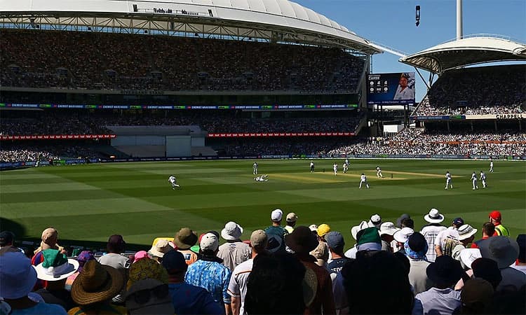 Adelaide Oval Test ; ಹ್ಯಾಟ್ರಿಕ್ ಗೆಲುವಿನತ್ತ ಆಸ್ಟ್ರೇಲಿಯ