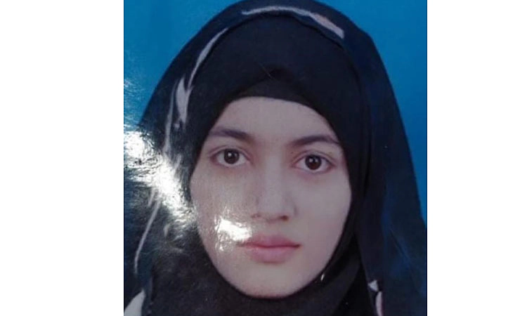 Dharwad: ಪ್ಯಾರಾ ಮೆಡಿಕಲ್ ವಿದ್ಯಾರ್ಥಿನಿ ಬರ್ಬರ ಹತ್ಯೆ