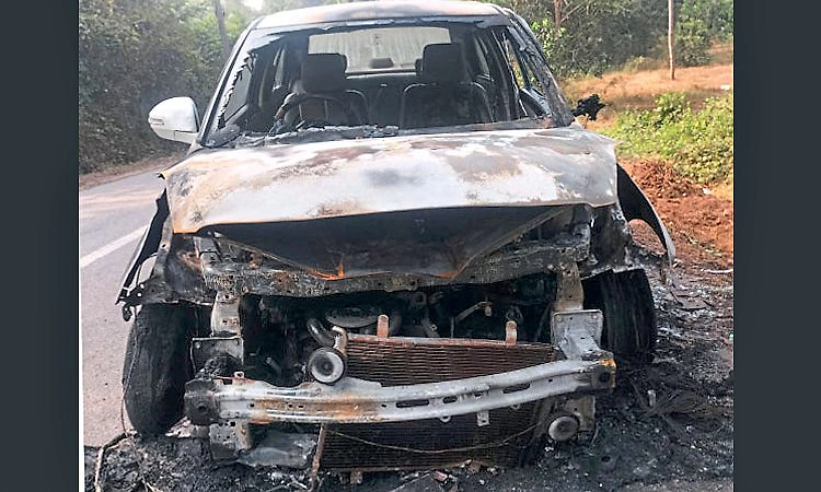 Yedapadavu: ಶಾರ್ಚ್‌ ಸಕ್ರ್ಯೂಟ್‌ ನಿಂದಾಗಿ ಹೊತ್ತಿ ಉರಿದಕಾರು