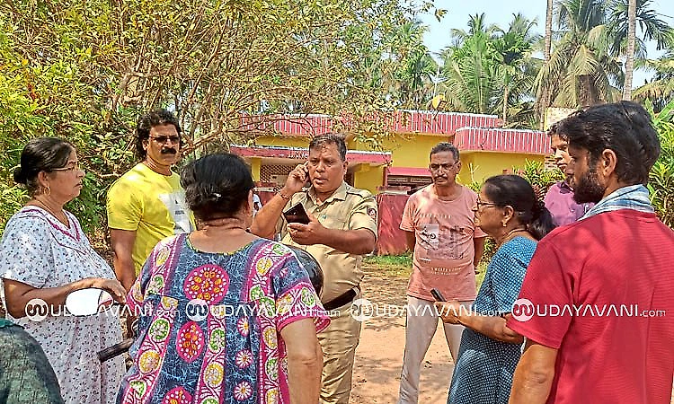 Elderly woman robbed of gold chain by three youths in Shankarpura