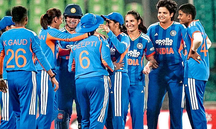 AusW-vs-IndW: ಮಿಂಚಿದ ಮಂಧನಾ, ಶ್ರೇಯಾಂಕಾ: ಆಸೀಸ್‌ ವಿರುದ್ದ ಸರಣಿ ಗೆದ್ದ ಭಾರತ ವನಿತಾ ತಂಡ