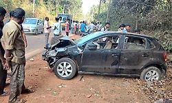 Sulya: ಚಲಿಸುತ್ತಿದ್ದ ಕಾರಿಗೆ ಹಿಂಭಾಗದಿಂದ ಕಾರು ಡಿಕ್ಕಿ: ನಾಲ್ವರಿಗೆ ಗಾಯ