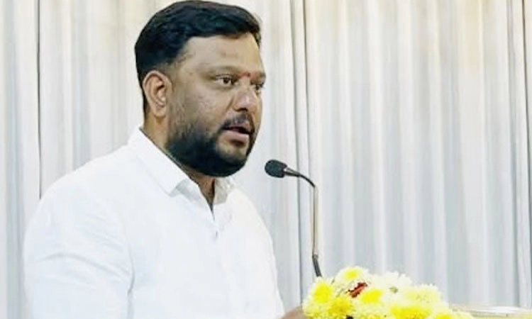 ‘ಪ್ರಜ್ವಲ್‌ ಕೇಸ್‌’ ಚಾರ್ಜ್‌ಶೀಟ್‌ ವಿರುದ್ಧ ಕಾನೂನು ಹೋರಾಟ: ಶಾಸಕ ಸ್ವರೂಪ್‌