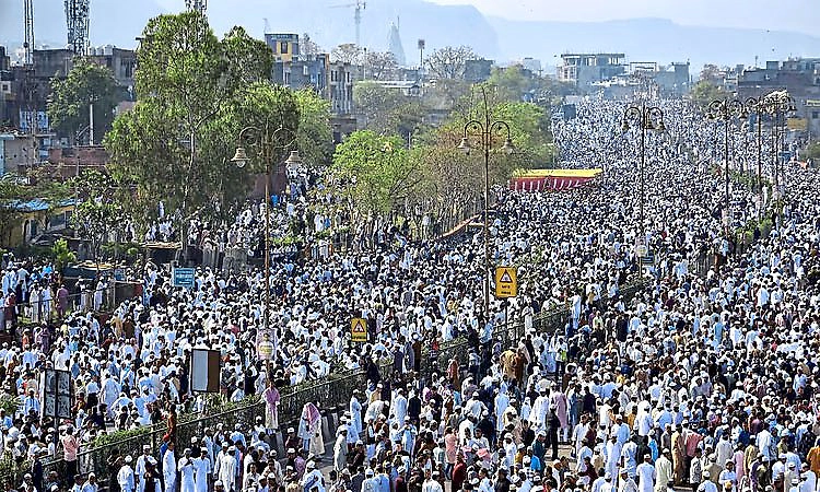 Eid Ul Fitr: ಮಧ್ಯಪ್ರದೇಶ, ರಾಜಸ್ಥಾನದಲ್ಲಿ ಇಸ್ರೇಲ್-ಅಮೆರಿಕ ವಿರುದ್ಧ ಬೃಹತ್‌ ಪ್ರತಿಭಟನೆ