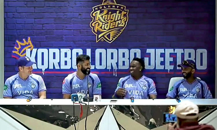 Viral Video: ಮೈಕ್‌ ಆನ್‌ ಇರುವುದು ಗೊತ್ತಿರದೆ ‌ʼಆʼ ವಿಷಯ ಮಾತನಾಡಿದ ಕೆಕೆಆರ್‌ ಕೋಚ್!