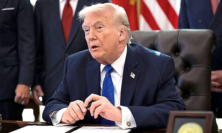 ಜಾಗತಿಕ ತೈಲಾನಿಲ ಒತ್ತಡಕ್ಕೆ ಮಣಿದ ಟ್ರಂಪ್‌