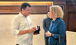 ಸಂಸದ ಕ್ಯಾ.ಚೌಟ ಅವರನ್ನು ಭೇಟಿ ಮಾಡಿದ ಆಸ್ಟ್ರೇಲಿಯಾ ಕಾನ್ಸುಲ್ ಜನರಲ್ ಹಿಲರಿ ಮೆಕ್‌ಗೀಚಿ