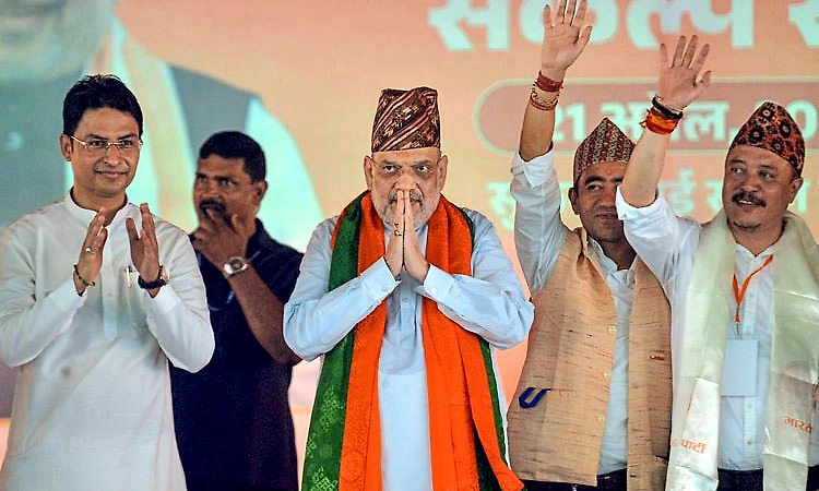 ಟಿಎಂಸಿ ಮಿತ್ರರು ಬಾಬ್ರಿ ಮಸೀದಿ ಕಟ್ಟುತ್ತಿದ್ದಾರೆ: ಸಚಿವ ಅಮಿತ್‌ ಶಾ ಕಿಡಿ