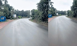 ಮಳೆಗೆ ವಾಹನ ಸ್ಕಿಡ್‌ ಆದೀತು... ಸವಾರರೇ ಎಚ್ಚರ!
