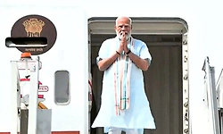 Delhi: ನೀಟ್‌ ಪರೀಕ್ಷೆ ಕಾರಣದಿಂದ ವಿಮಾನ ನಿಲ್ದಾಣದಲ್ಲಿ 45 ನಿಮಿಷ ಕಾದ ಪ್ರಧಾನಿ ಮೋದಿ!