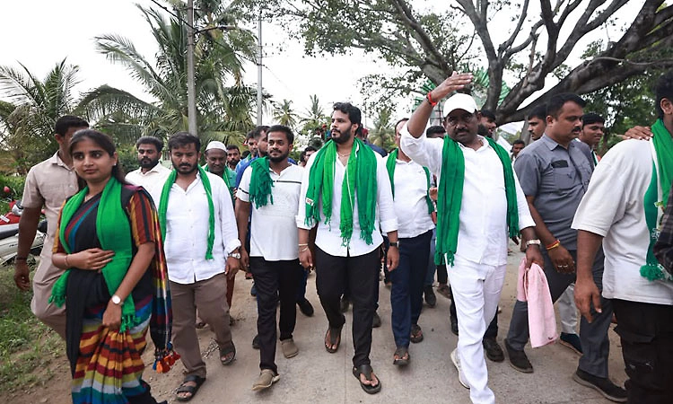 ಬಿಡದಿ ಸ್ಮಾರ್ಟ್ ಸಿಟಿ ವಿರುದ್ಧ ಜೆಡಿಎಸ್‌ ಕಹಳೆ: ನಿಖಿಲ್ ನೇತೃತ್ವದಲ್ಲಿ 11ಕಿ.ಮೀ ಪಾದಯಾತ್ರೆ