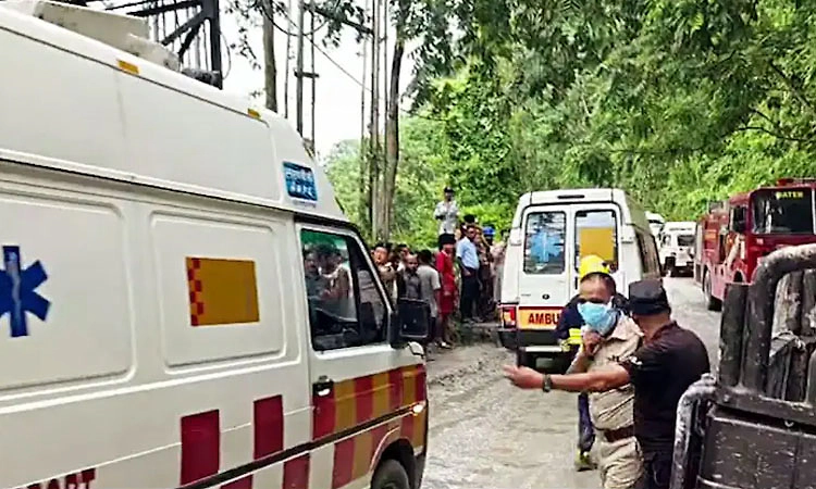 Sikkim: ಜಲವಿದ್ಯುತ್ ಯೋಜನೆ ಸುರಂಗದಲ್ಲಿ ಭೂಕುಸಿತ: 8 ಸಾವು; ಹಲವರು ಸಿಲುಕಿರುವ ಶಂಕೆ