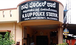 Katapady: ವೇಗ ನಿಯಂತ್ರಣದ ಡ್ರಮ್ ಗಳಿಗೆ ಸ್ಕೂಟರ್ ಢಿಕ್ಕಿ : ಎರ್ಮಾಳಿನ ತಂದೆ ಮಗ ಗಾಯ