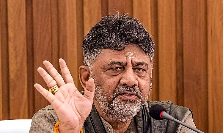 ದಿಲ್ಲಿಯಲ್ಲಿ ರಾಹುಲ್‌ ಮೇಲೆ ಬಲ ಪ್ರಯೋಗ: ಸಿಎಂ ಡಿಕೆಶಿ ಕಿಡಿ