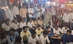 Mangaluru: ರಾಹುಲ್‌ ಗಾಂಧಿ ಬಂಧನ ಖಂಡಿಸಿ ಕಾಂಗ್ರೆಸ್‌ ಪ್ರತಿಭಟನೆ