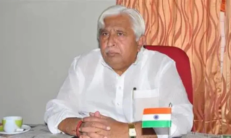 Senior Cong MLA H K Patil threatens to quit if Gadag taluk not declared drought-hit