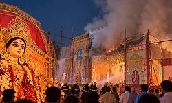 Bihar: ದುರ್ಗಾ ಪೂಜಾ ಪೆಂಡಾಲ್‌ನಲ್ಲಿ ಅಗ್ನಿ ಅವಘಡ: 5 ಮಕ್ಕಳು ಸೇರಿದಂತೆ 10 ಜನರಿಗೆ ಗಾಯ