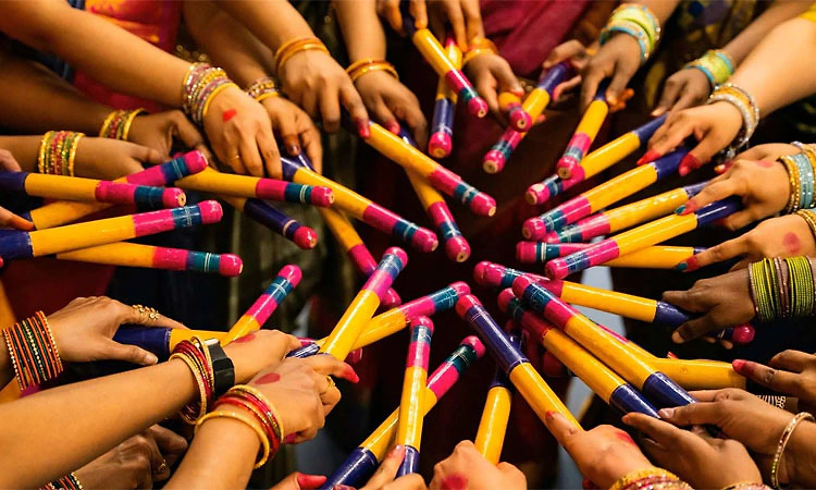 ನವರಾತ್ರಿ ವೈಭವಕ್ಕೆ ಗರ್ಬಾ, ದಾಂಡಿಯಾ ಮೆರುಗು