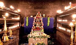 ದೇವರ ಪುಷ್ಪಾಲಂಕಾರ; ಇಂದಿನ ಫೋಟೋ ಆಲ್ಬಂ