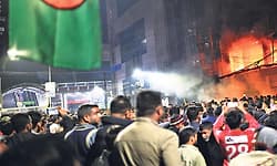 ಮಾಧ್ಯಮ ಕಚೇರಿ ದೋಚಿದ ಬಾಂಗ್ಲಾ ದೇಶದ ರಕ್ಕಸರು