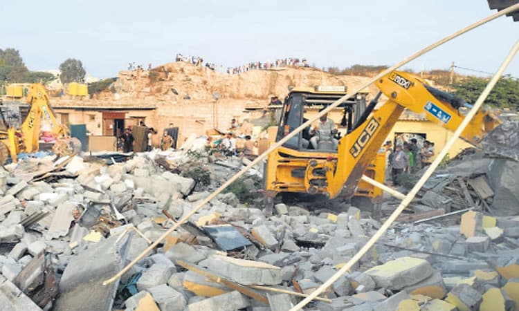 ಯಲಹಂಕ: ಕೋಗಿಲು ಲೇಔಟಲ್ಲಿ 200 ಅನಧಿಕೃತ ಮನೆ ನೆಲಸಮ! 