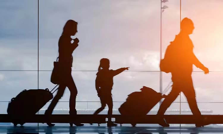 ದೇಶ ಬಿಟ್ಟು ನಡೆದವರು!; ಭಾರತ ತೊರೆಯುತ್ತಿರುವುದೇಕೆ?