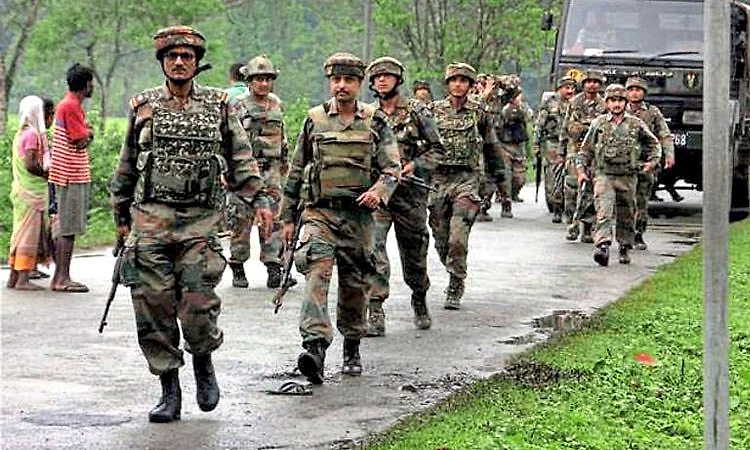 ಛತ್ತೀಸ್‌ಗಢ: 1 ಕೋಟಿ ರೂ. ಇನಾಂ ಇದ್ದವ ಸೇರಿ 15 ನಕ್ಸಲರ ಹತ್ಯೆ     